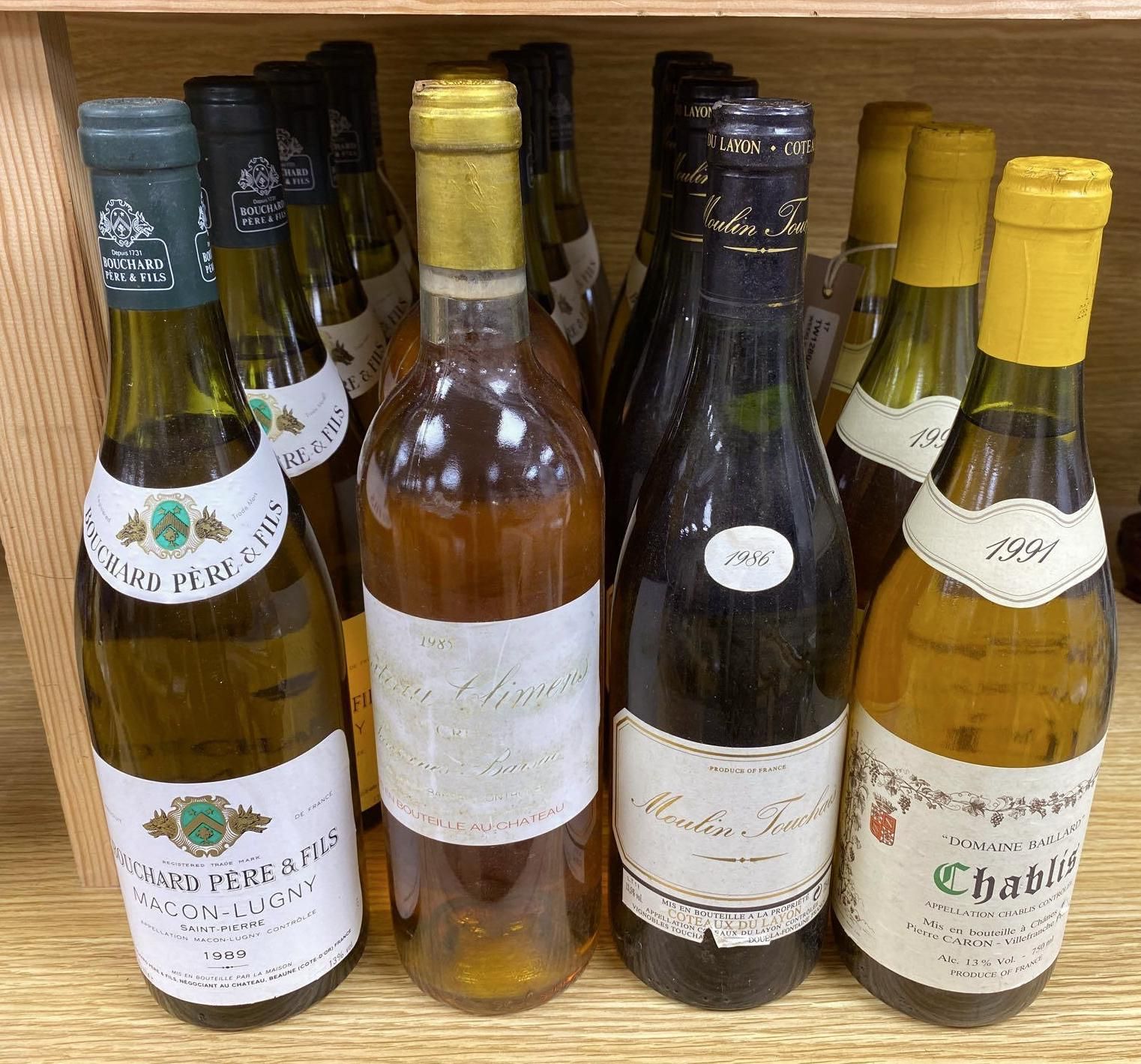 Mixed white wines, including Bouchard Pere et Fils Macon-Lugny Saint-Pierre 1989 (9 bottles),